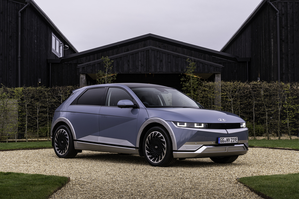 Hyundai Reveal Full Details of New 300-Mile Electric IONIQ 5 Crossover